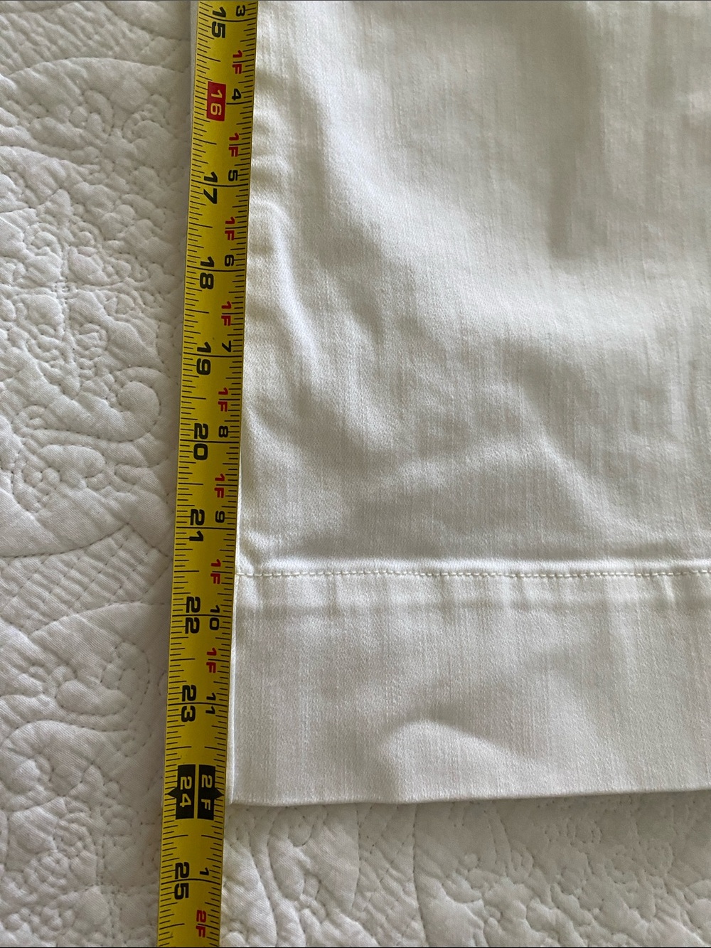 Cabi Lido cropped White Wide-Leg jeans in cotton/poly/spandex with stretch - Picture 7 of 9